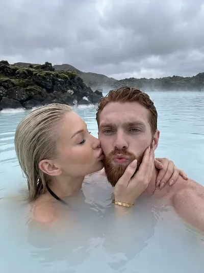 Lagoon Couple